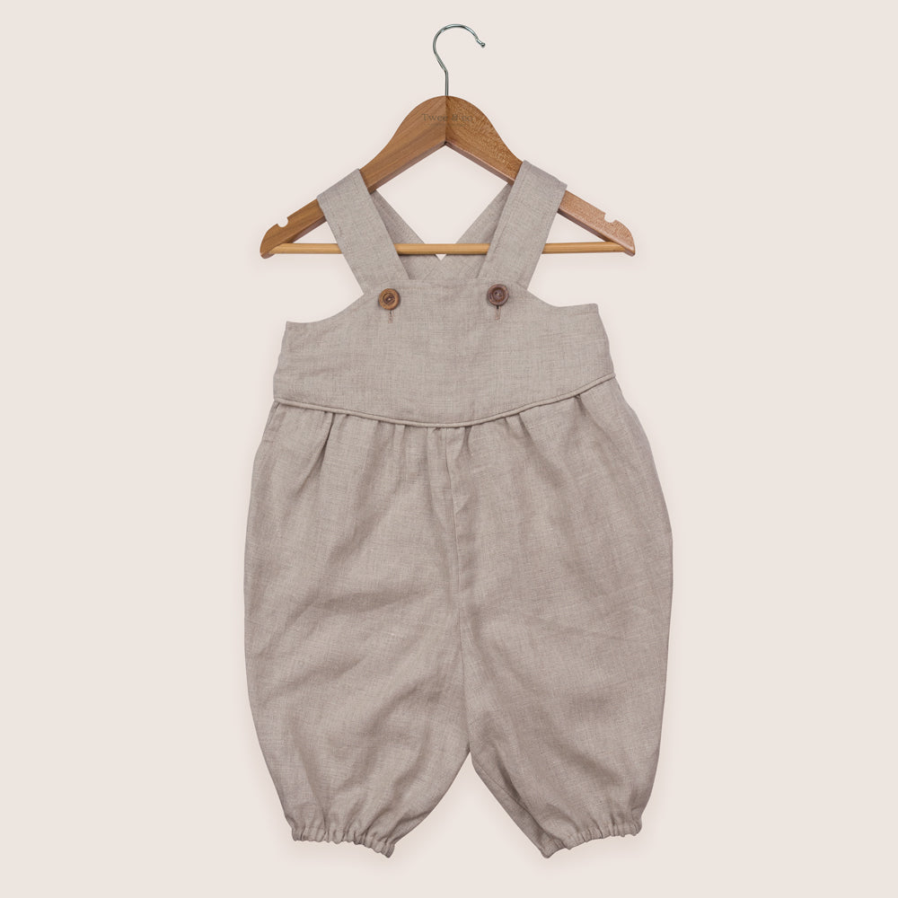 Twee & co's Francis Overalls are made from organic linen, made in New Zealand. This style is for boys or girls age 1-3